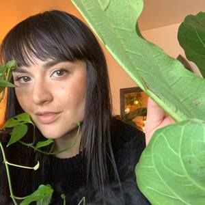 Meet your Posher, Mia